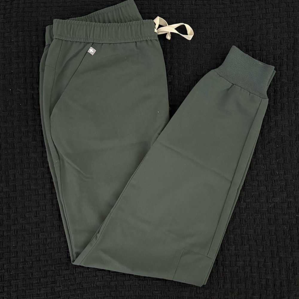 Figs Green Sweatpants